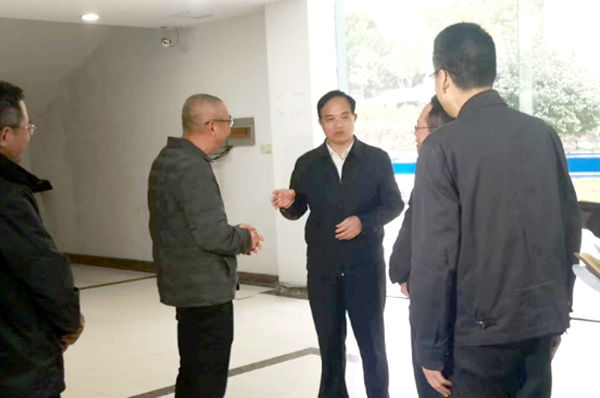 福建省委常委、福州市委書(shū)記林寶金一行蒞臨睿能科技調(diào)研(圖1)